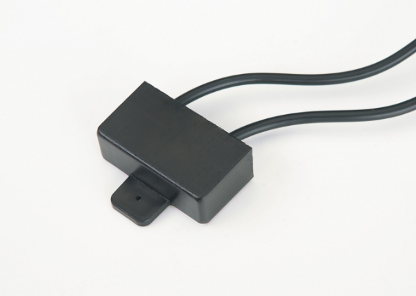 Picture of Energy Limiter Prevents Shorting of Entire Fence