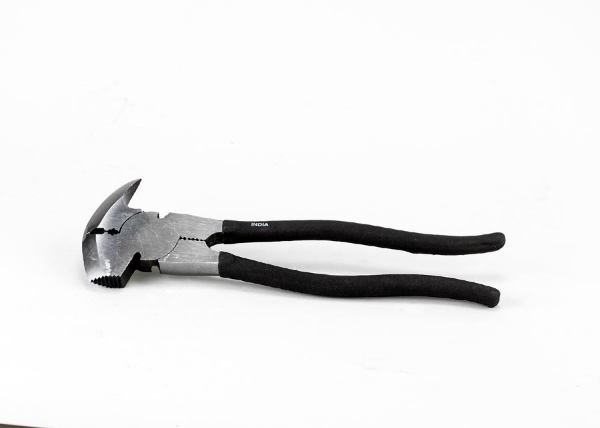 Picture of Fence Tool for General Use Hammer Head Two Wire Cutter