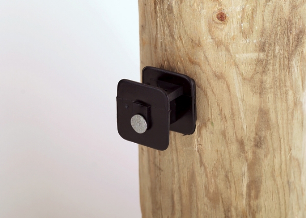 Picture of Insulator Black Widow W/Nails 25/Pkg