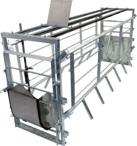 Hog Slat Adjustable farrowing crates allow producers to quickly change the overall width of the stall from 19.5” to 25.5”, providing the ability to ensure proper comfort for pigs ranging in size from gilts to large sows. 