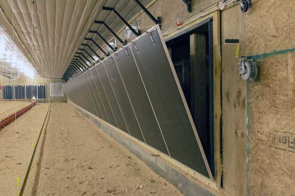 TEGO tunnel doors seal up ventilation openings and direct air up and across to promote mixing. 